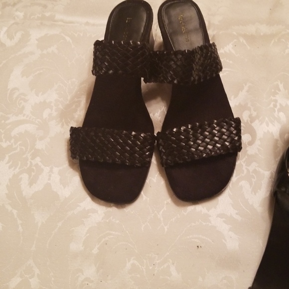 Liz Claiborne Shoes - Liz Claiborne Sandal